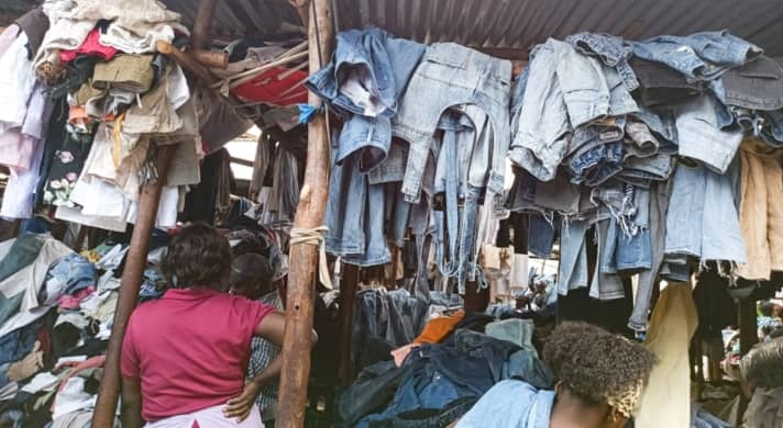 Angola used clothes_shop