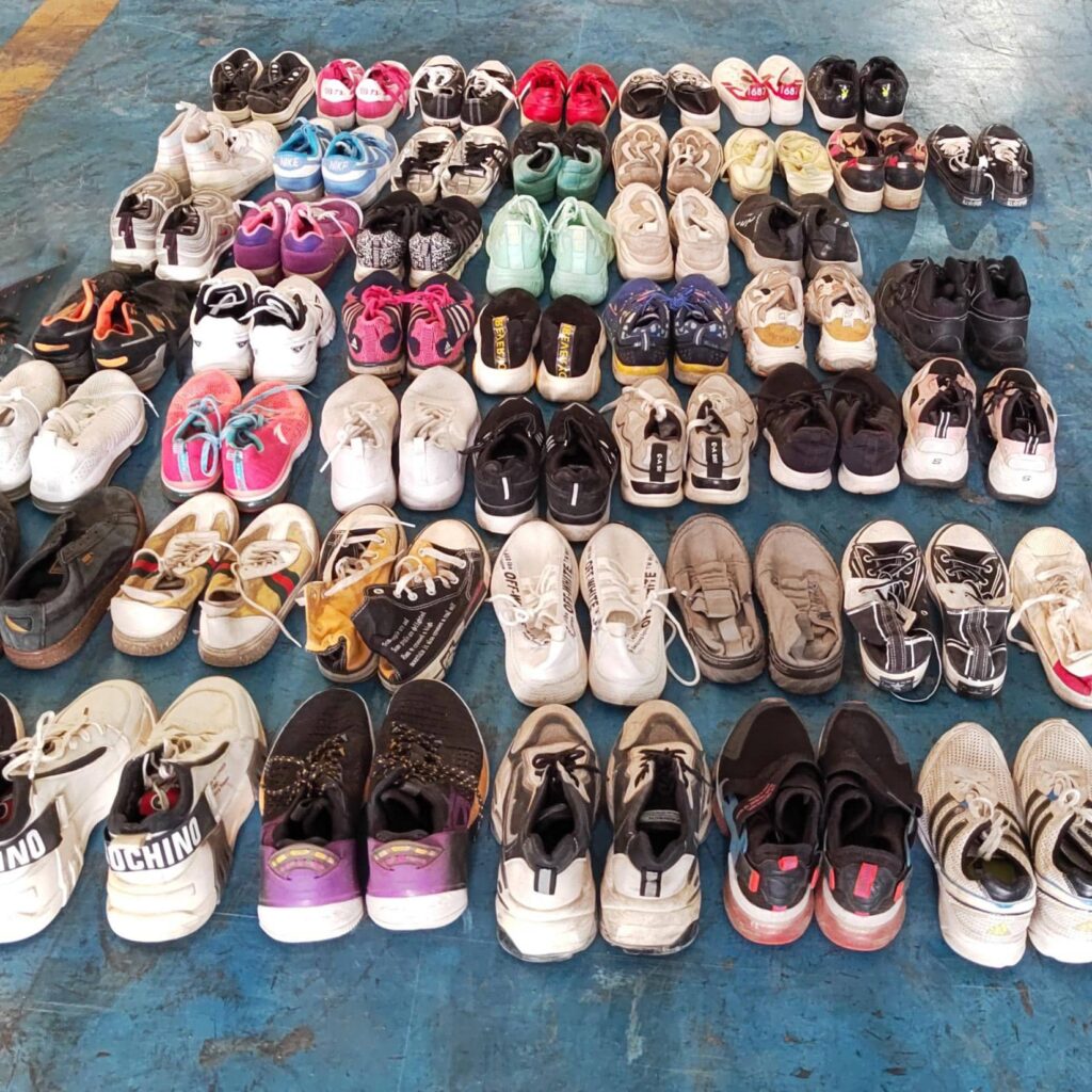 Philippines used shoes_geryonvintage 1