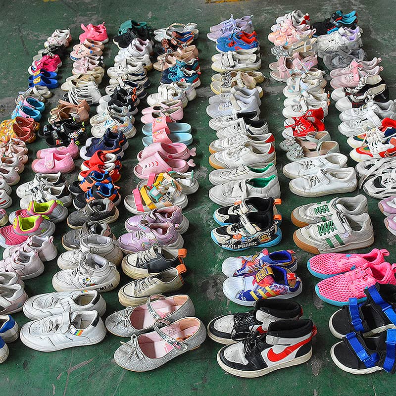 Lebanon used shoes_geryon vintage
