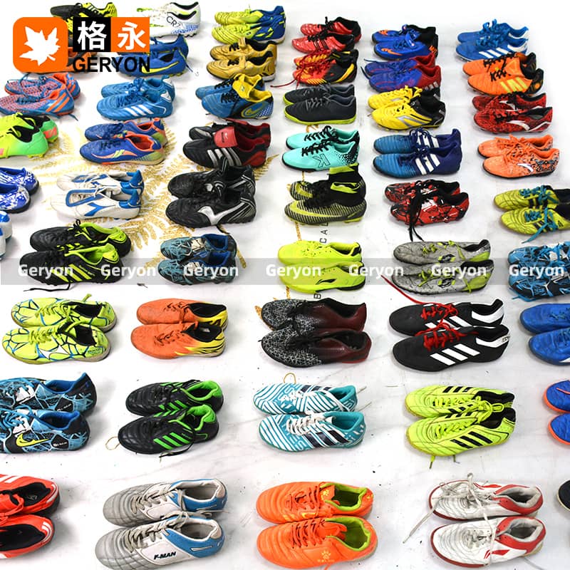Uzbekistan used shoes_geryonvintage