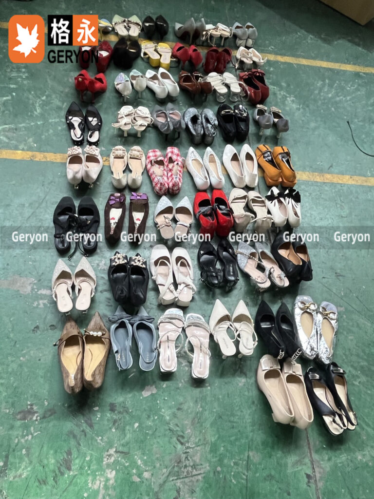 Madagascar used shoes_geryon vintage
