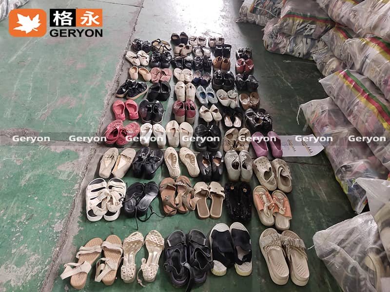 Angola used shoes_geryonvintage