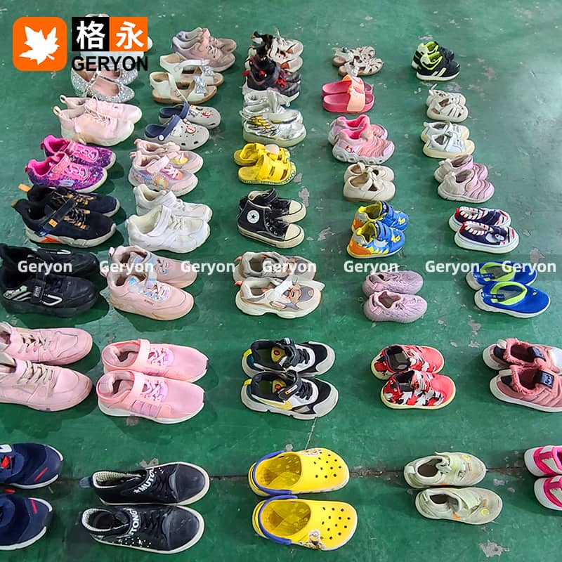 Laos used shoes_geryonvintage
