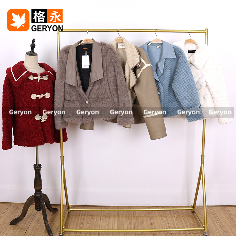 Gabon secondhand clothes_geryon vintage