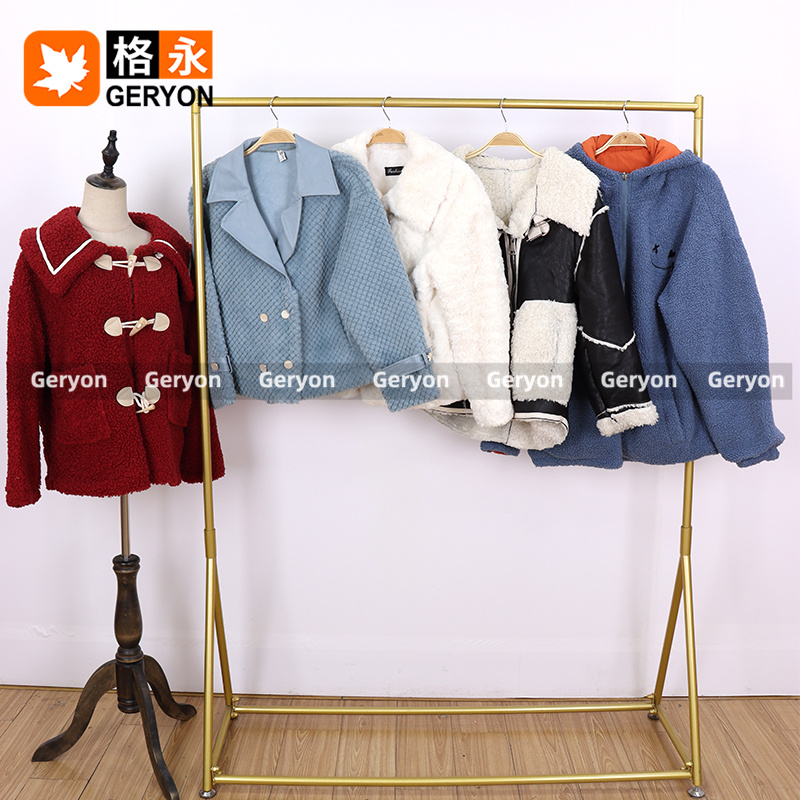 Pakistan secondhand clothes_geryon vintage
