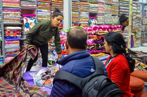 Nepal used clothes_shopping