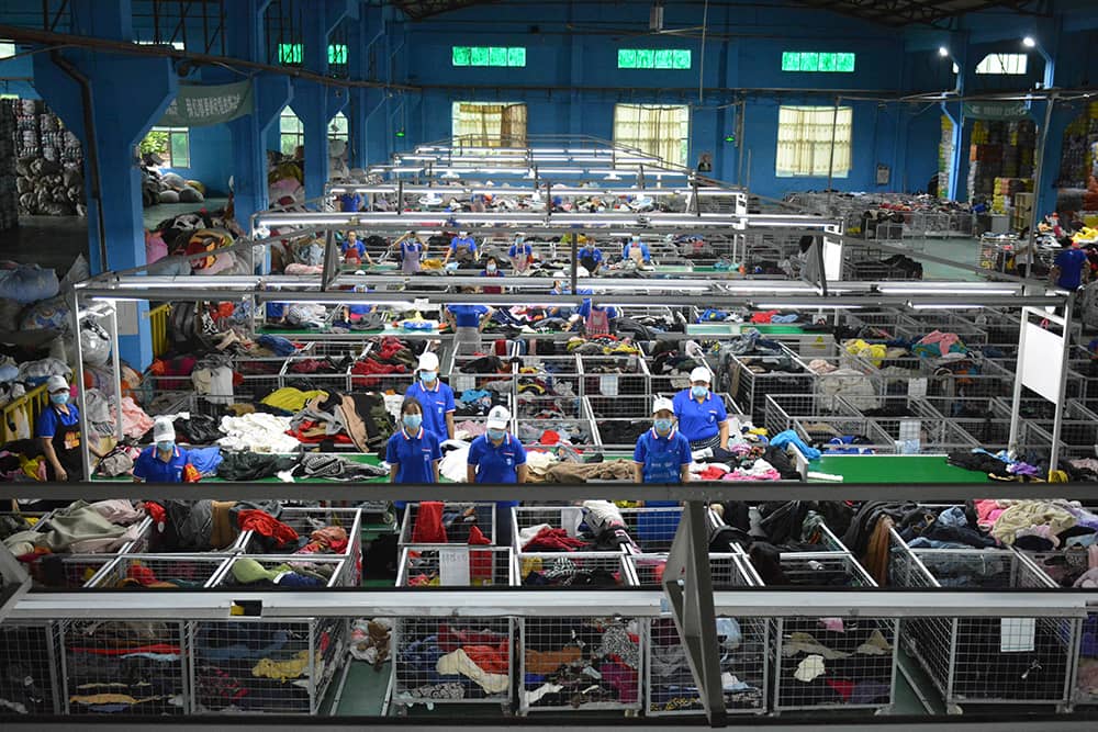 Chad used clothes_Geryon Factory