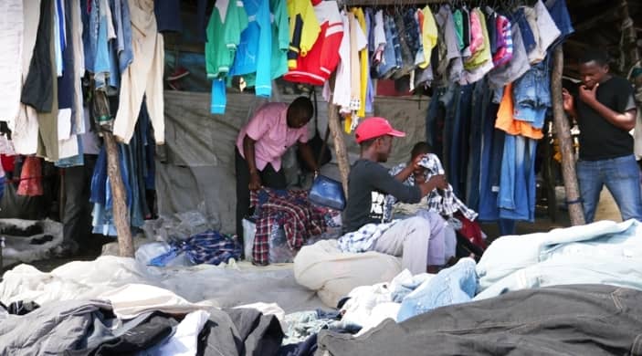 Haiti used clothes_market