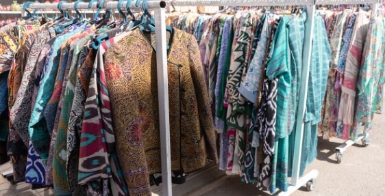 Uzbekistan used clothes_shop