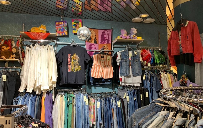 Iran used clothes_store